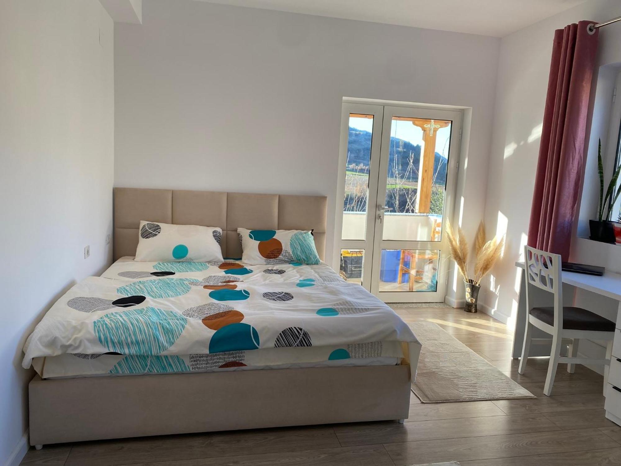 Bright & Cozy Room With Balcony Corovode Exterior foto